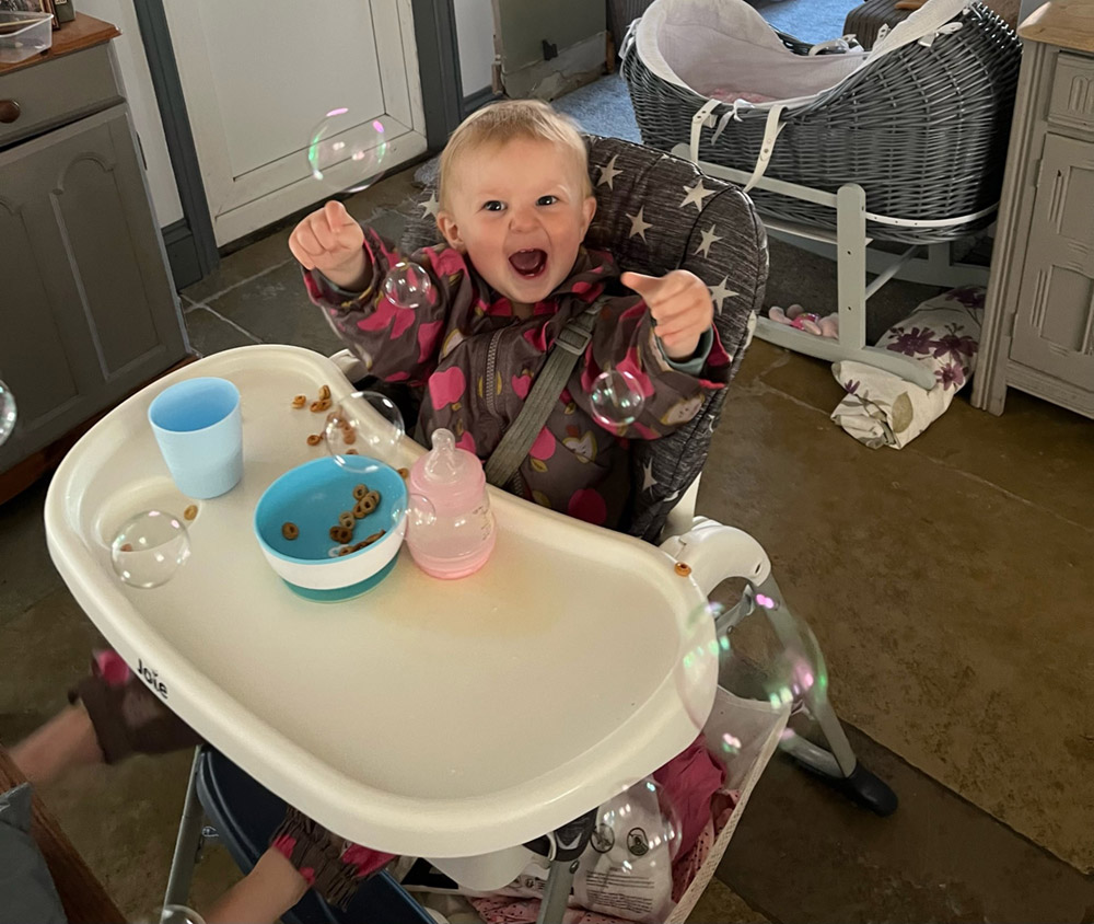 Bubbles-for-breakfast-now-has-a-totally-new-meaning.jpg
