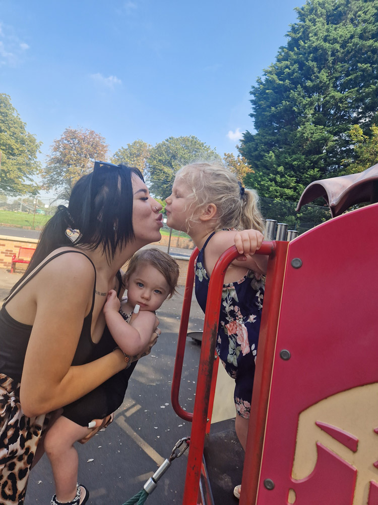 My-daughter-with-her-daughters.jpg