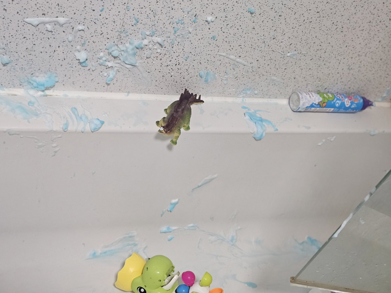a-messy-house.jpg